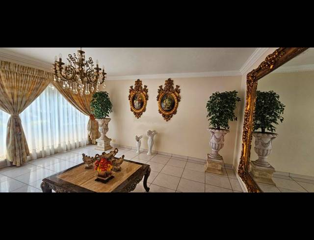5 BEDROOM HOUSE FOR SALE IN THERESA PARK